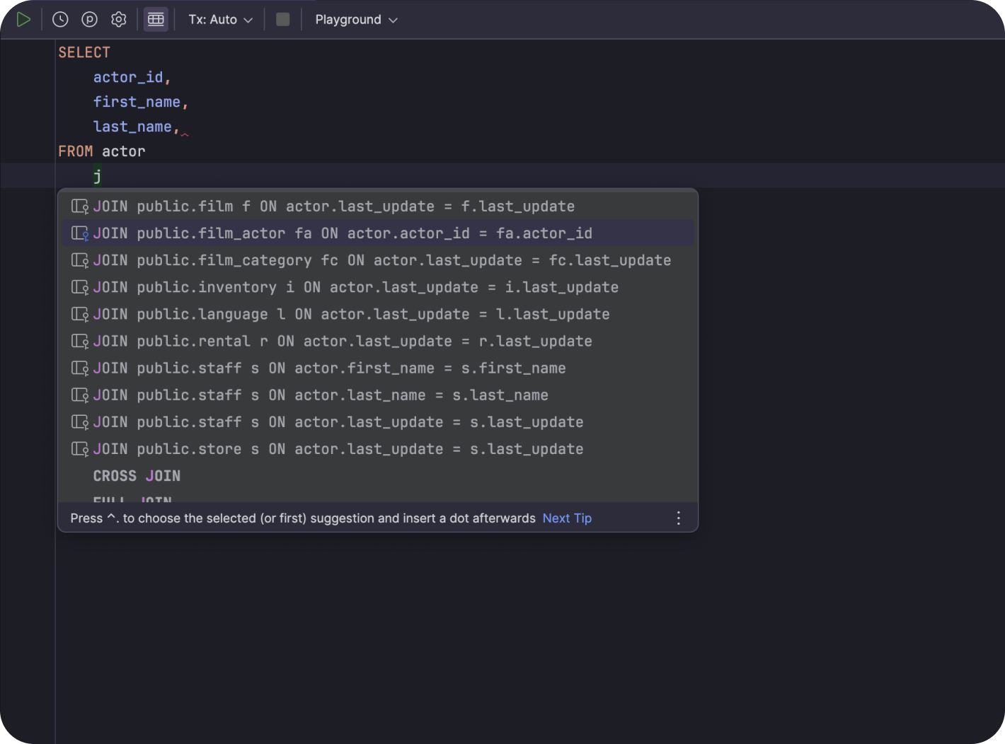 DataGrip SQL editor with intelligent code completion